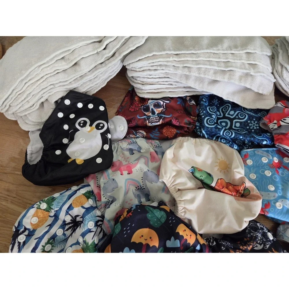 Lot of 24 Assorted AlvaBaby with 48 Absorbing Microfiber Liners